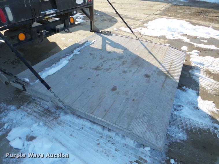 image for item DA1799 1996 Freightliner FL70 box truck