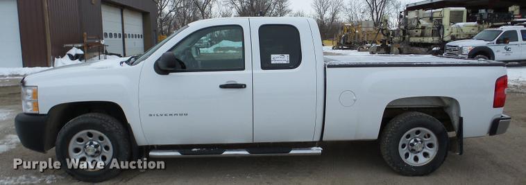 image for item DA1800 2010 Chevrolet Silverado 1500 Ext. Cab pickup truck