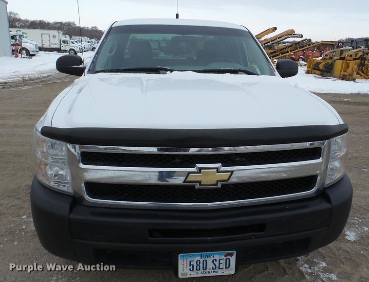 image for item DA1800 2010 Chevrolet Silverado 1500 Ext. Cab pickup truck