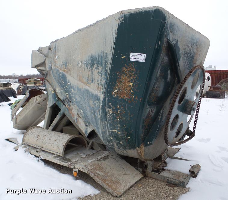 image for item DA1803 Agitor 1005 concrete mixer bed