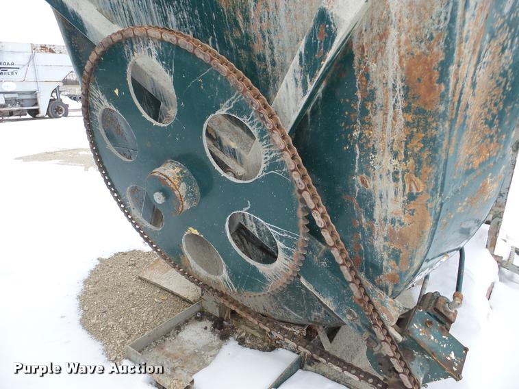 image for item DA1803 Agitor 1005 concrete mixer bed