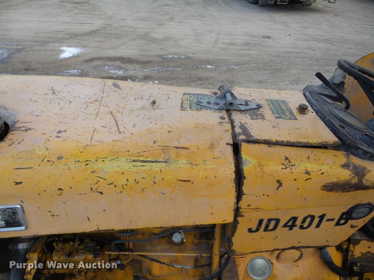 image for item DA1805 John Deere 401-B tractor