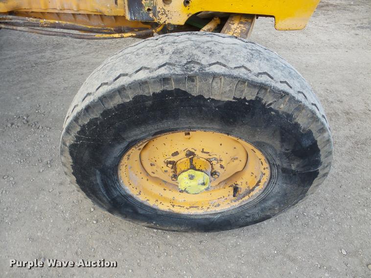 image for item DA1805 John Deere 401-B tractor