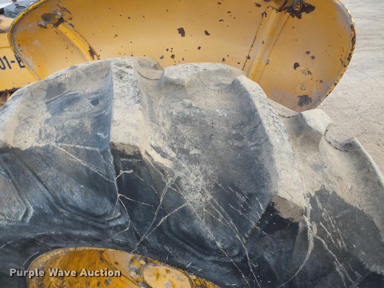 image for item DA1805 John Deere 401-B tractor