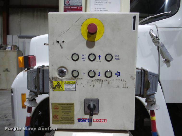 image for item DA1812 (4) 2003 Steril Koni truck lifts