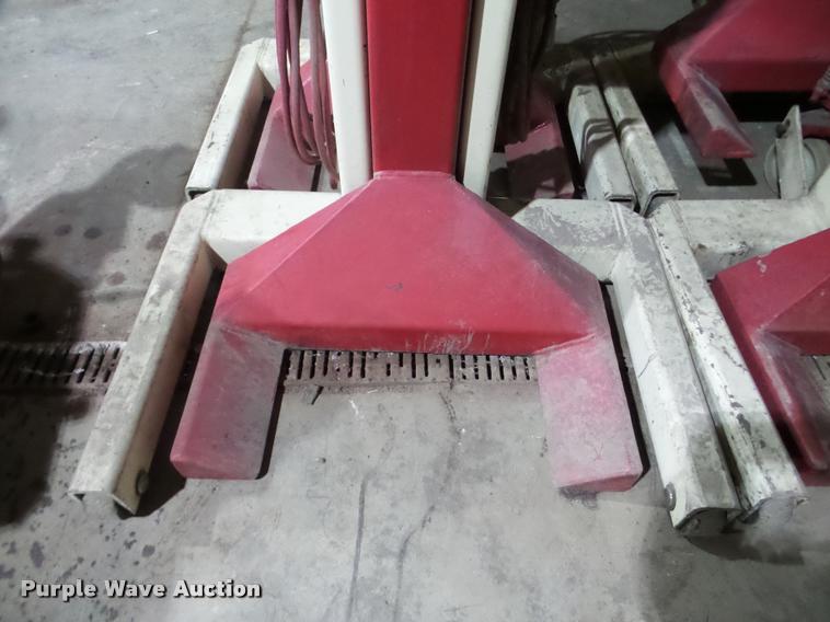 image for item DA1813 (4) 2003 Stertil Koni truck lifts