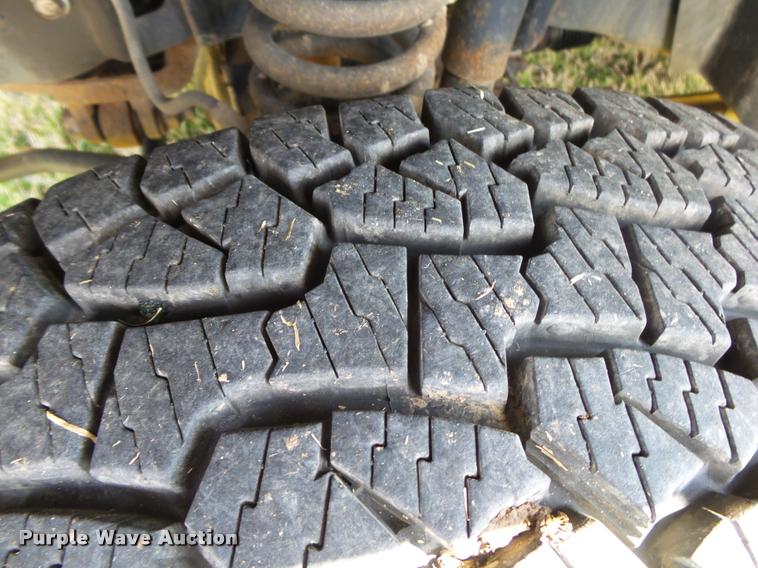 image for item DA2568 2008 Ford F350 Super Duty SuperCab flatbed pickup truck