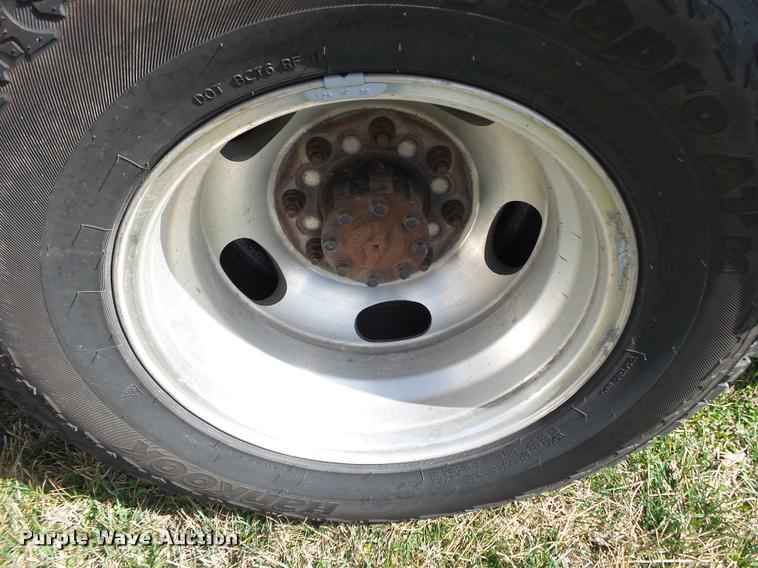 image for item DA2568 2008 Ford F350 Super Duty SuperCab flatbed pickup truck