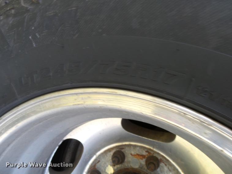 image for item DA2568 2008 Ford F350 Super Duty SuperCab flatbed pickup truck