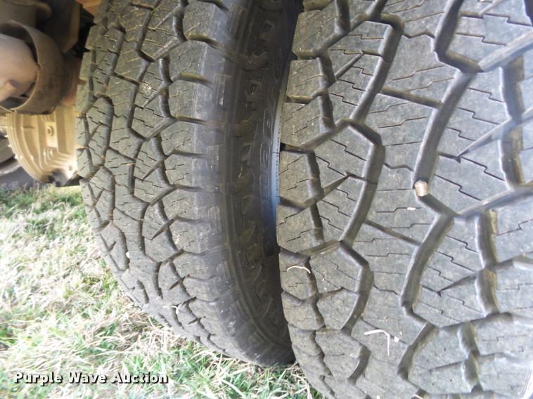 image for item DA2568 2008 Ford F350 Super Duty SuperCab flatbed pickup truck