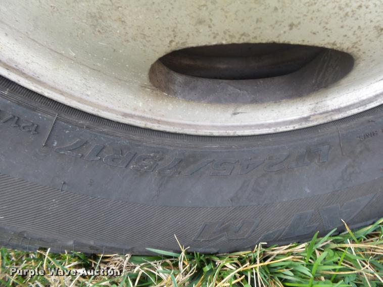 image for item DA2568 2008 Ford F350 Super Duty SuperCab flatbed pickup truck