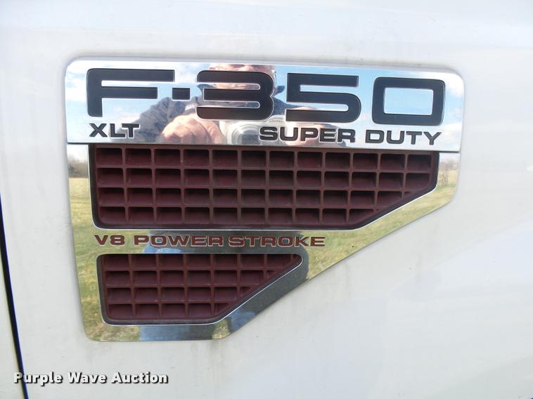 image for item DA2568 2008 Ford F350 Super Duty SuperCab flatbed pickup truck