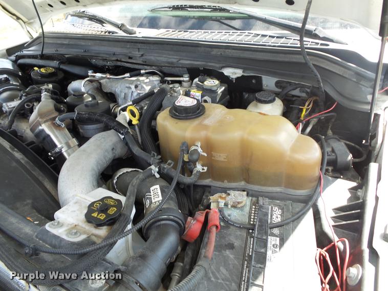 image for item DA2568 2008 Ford F350 Super Duty SuperCab flatbed pickup truck