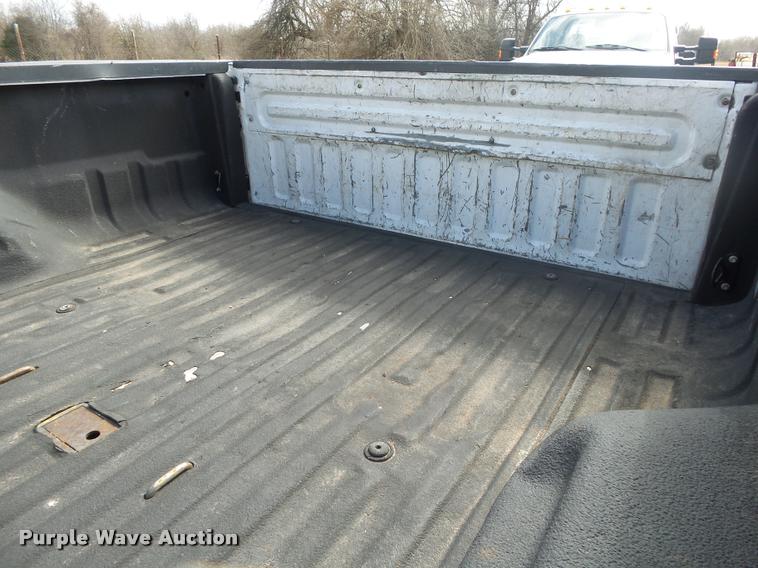 image for item DA2569 2006 Ford F250 Super Duty Crew Cab pickup truck