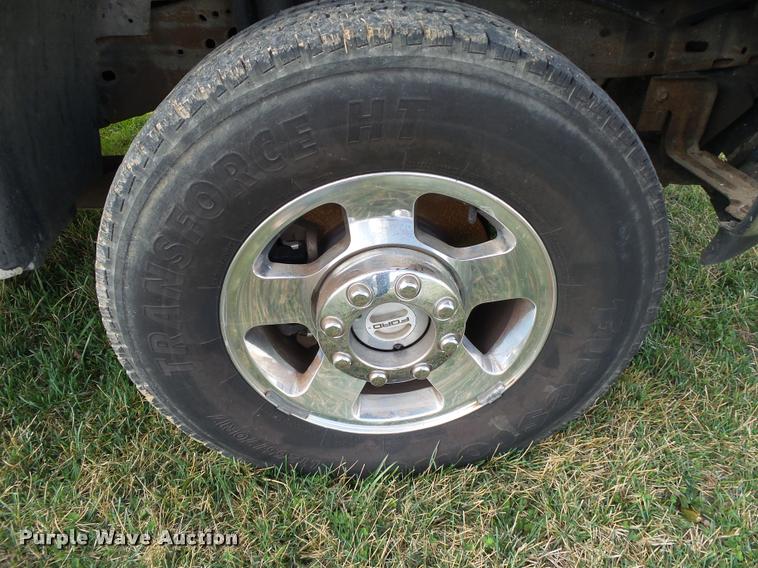 image for item DA2569 2006 Ford F250 Super Duty Crew Cab pickup truck