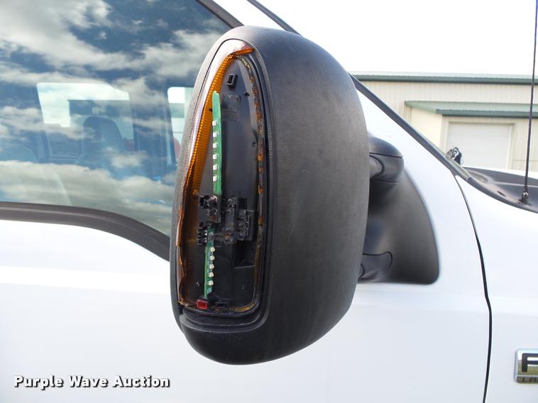 image for item DA2569 2006 Ford F250 Super Duty Crew Cab pickup truck