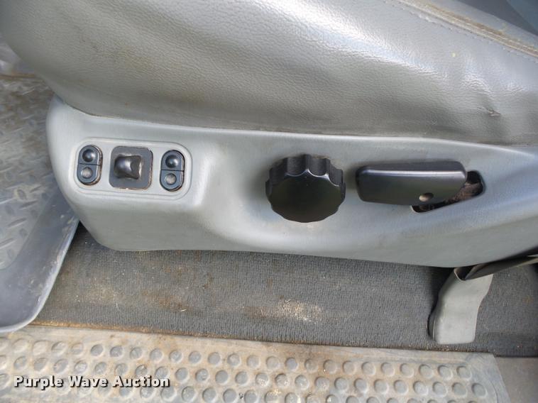 image for item DA2569 2006 Ford F250 Super Duty Crew Cab pickup truck