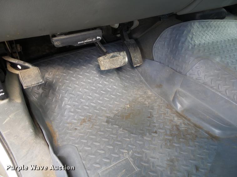 image for item DA2569 2006 Ford F250 Super Duty Crew Cab pickup truck