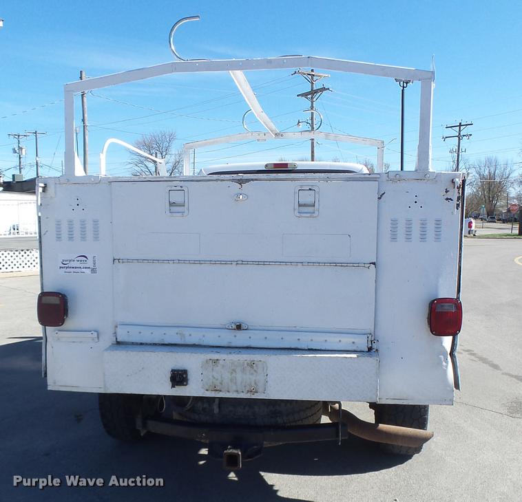 image for item DA3375 2002 Ford F250 Super Duty SuperCab utility bed pickup truck