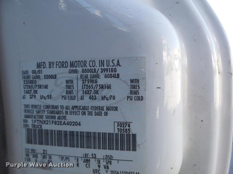 image for item DA3375 2002 Ford F250 Super Duty SuperCab utility bed pickup truck