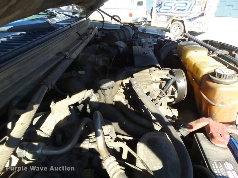 image for item DA3375 2002 Ford F250 Super Duty SuperCab utility bed pickup truck