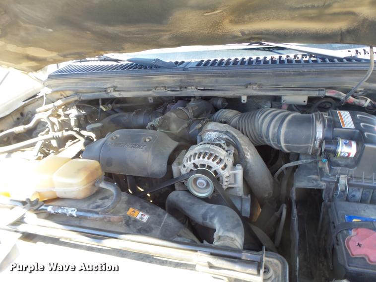 image for item DA3375 2002 Ford F250 Super Duty SuperCab utility bed pickup truck