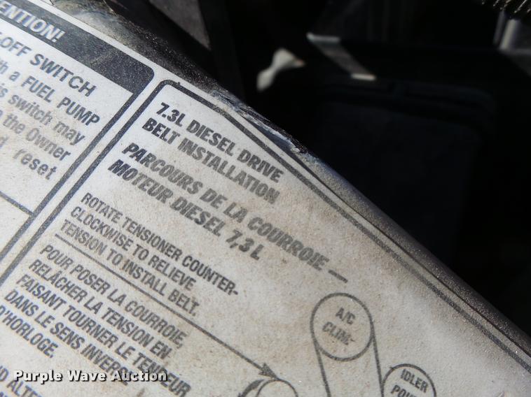 image for item DA3375 2002 Ford F250 Super Duty SuperCab utility bed pickup truck