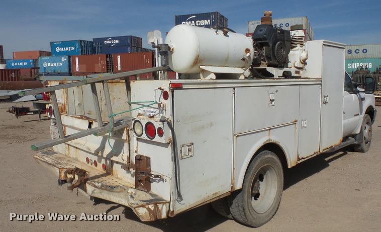 image for item DA3954 2002 Ford F450 Super Duty service truck