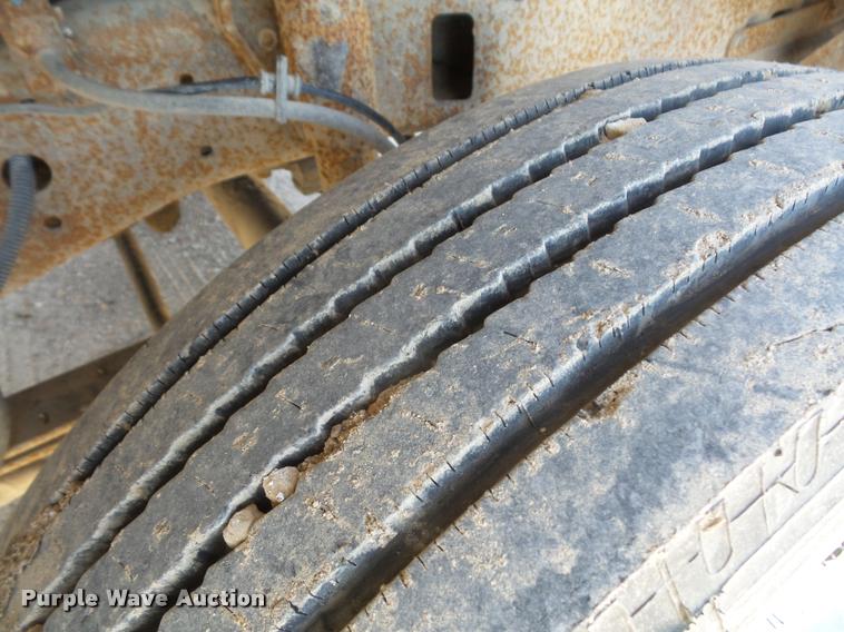 image for item DA3954 2002 Ford F450 Super Duty service truck