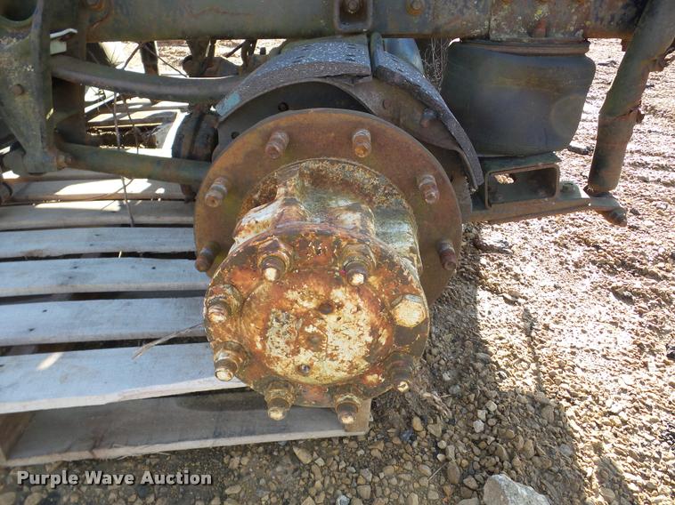 image for item DA7470 International truck axle