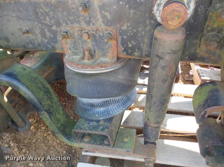 image for item DA7470 International truck axle