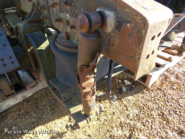 image for item DA7470 International truck axle