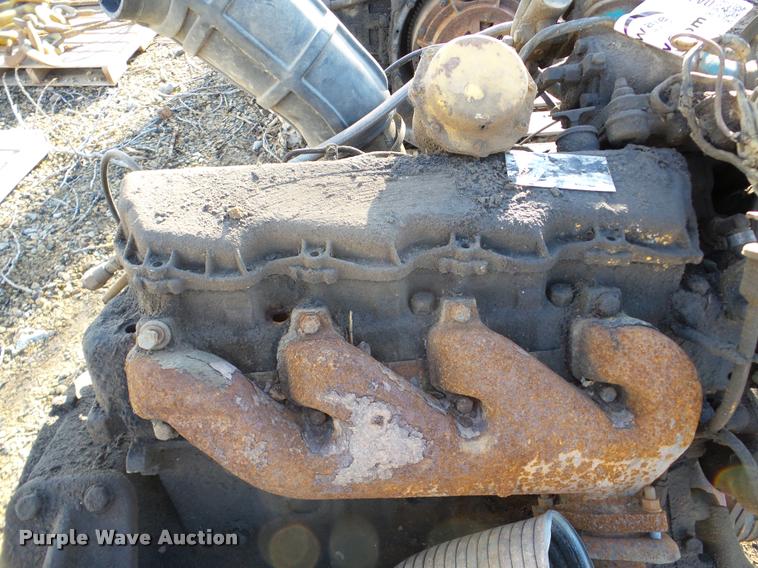 image for item DA7472 Caterpillar 3208 eight cylinder diesel engine