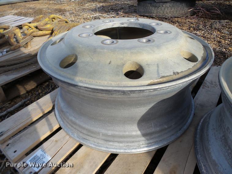 image for item DA7477 (2) 8.25 x 22.5 aluminum wheels