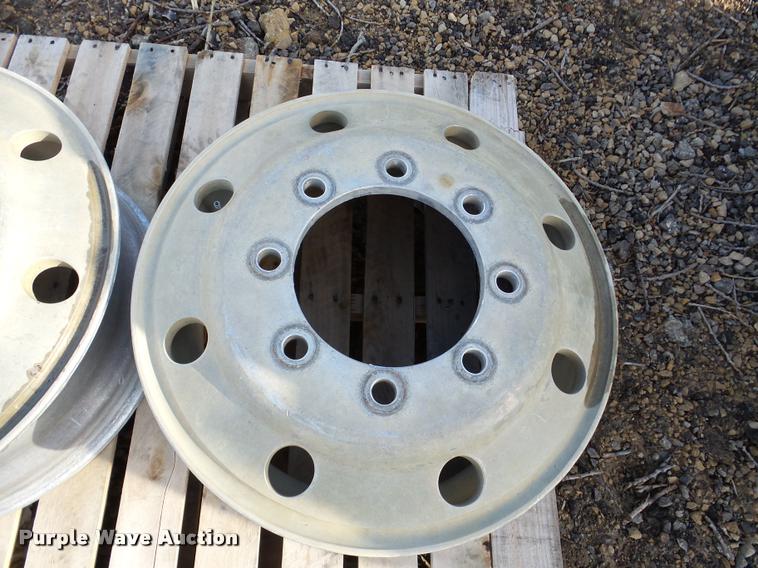 image for item DA7477 (2) 8.25 x 22.5 aluminum wheels