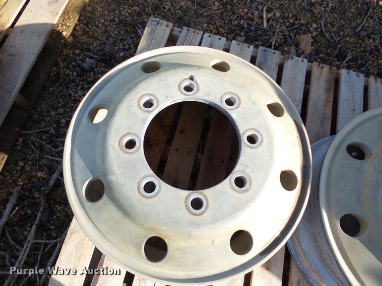 image for item DA7477 (2) 8.25 x 22.5 aluminum wheels