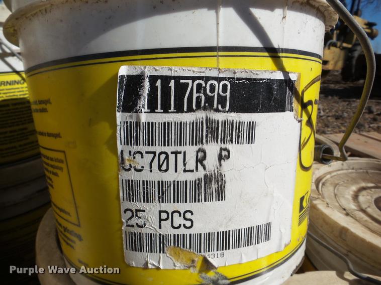 image for item DA7480 Approximately 600 Kennametal 1117699 trencher rock teeth