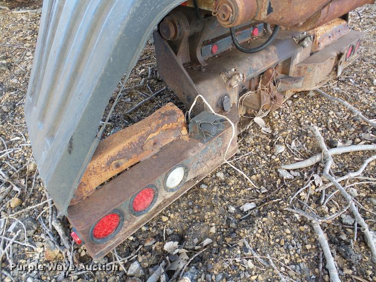 image for item DA7482 Roll off truck bed frame