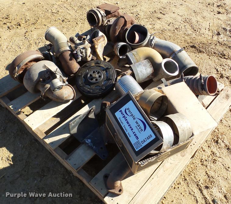 image for item DA7488 Caterpillar C-15 exhaust parts