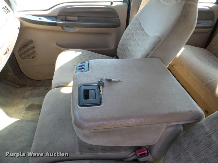 image for item DA7490 1999 Ford F250 Super Duty Crew Cab pickup truck