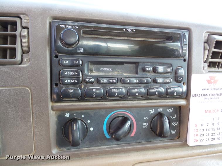 image for item DA7490 1999 Ford F250 Super Duty Crew Cab pickup truck