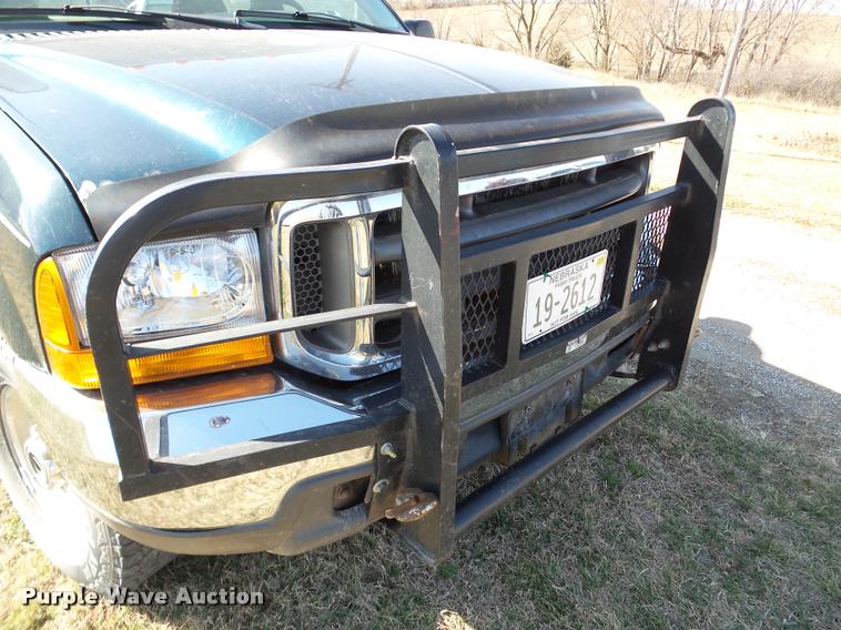 image for item DA7490 1999 Ford F250 Super Duty Crew Cab pickup truck