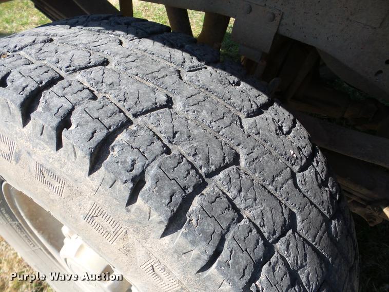 image for item DA7490 1999 Ford F250 Super Duty Crew Cab pickup truck