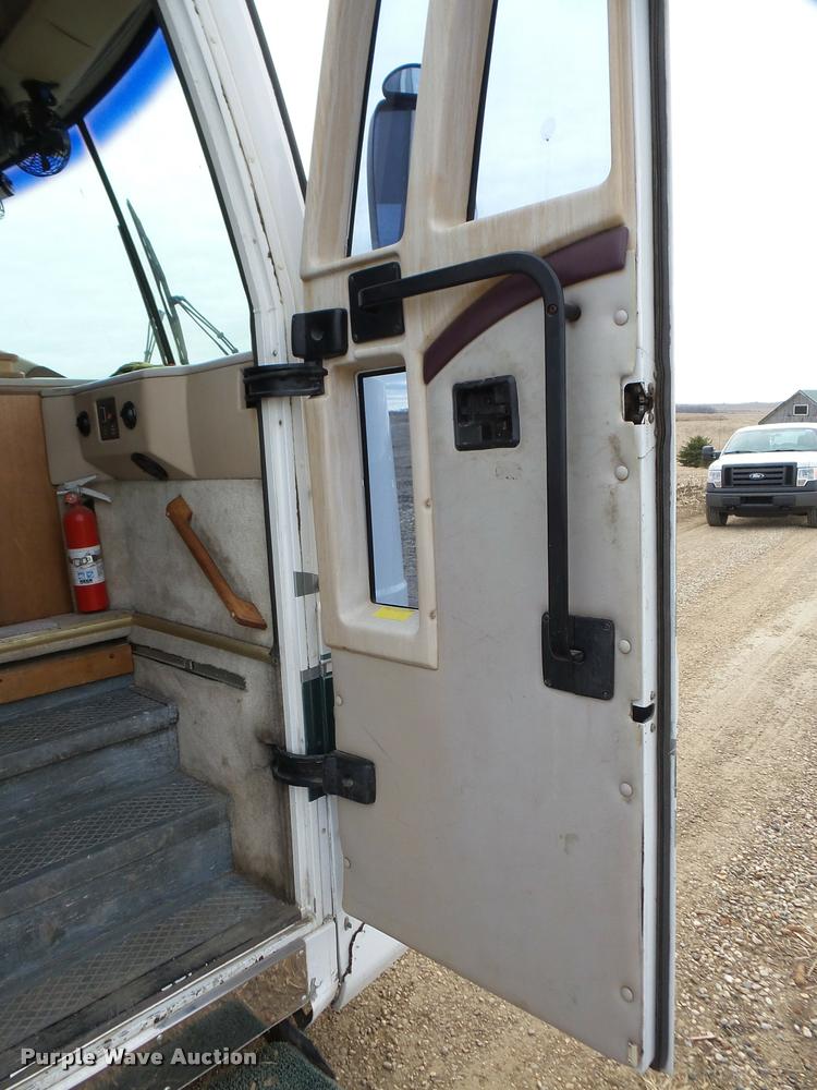 image for item DA7497 1995 Spartan Fleetwood RV