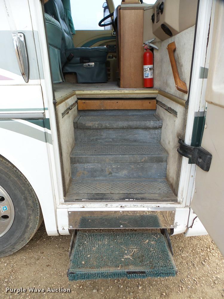 image for item DA7497 1995 Spartan Fleetwood RV