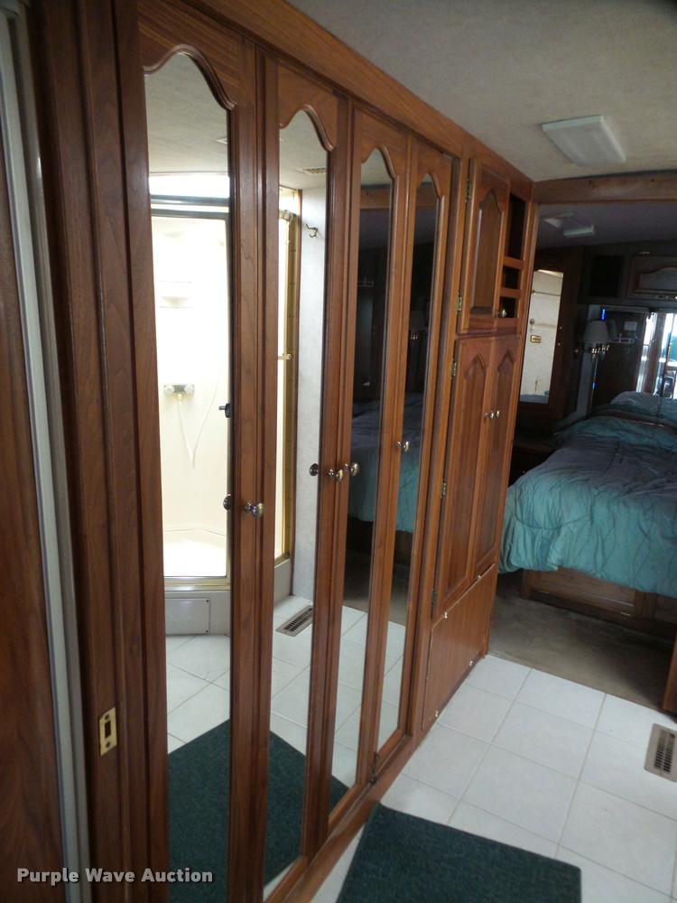 image for item DA7497 1995 Spartan Fleetwood RV