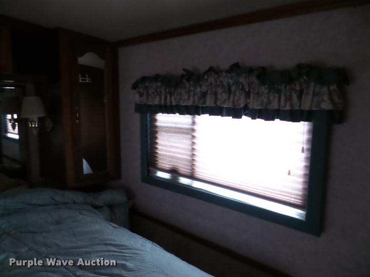 image for item DA7497 1995 Spartan Fleetwood RV