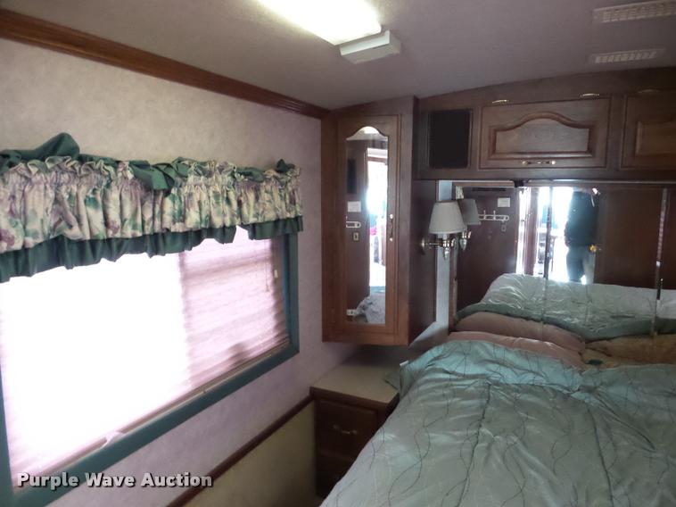 image for item DA7497 1995 Spartan Fleetwood RV