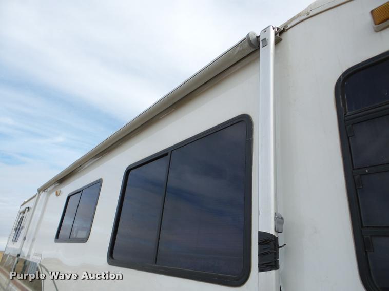 image for item DA7497 1995 Spartan Fleetwood RV