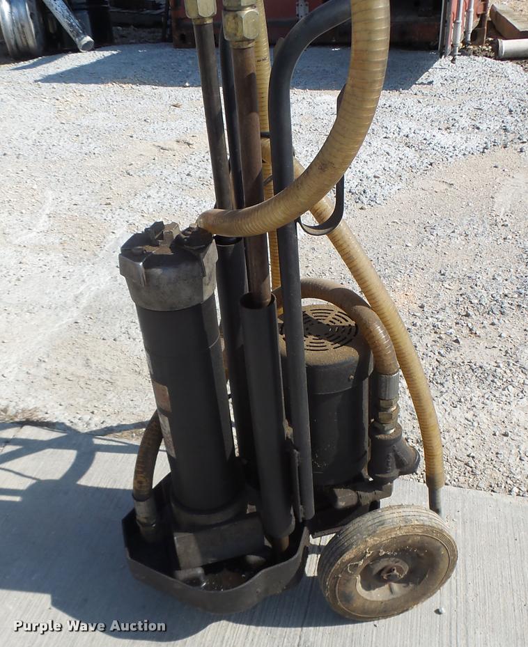 image for item DA9428 Schroeder MFS209Z03B07 hydraulic oil reclaimer